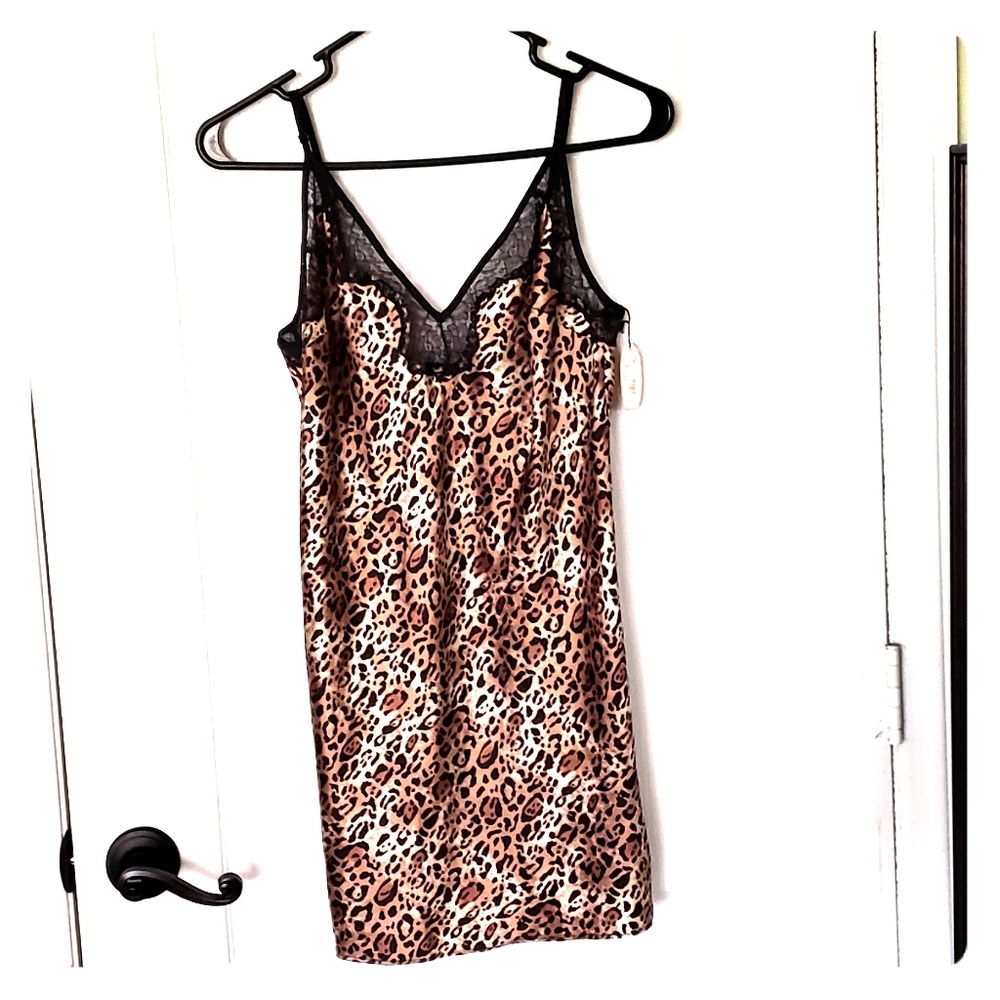 Sexy leopard Lace Negligee